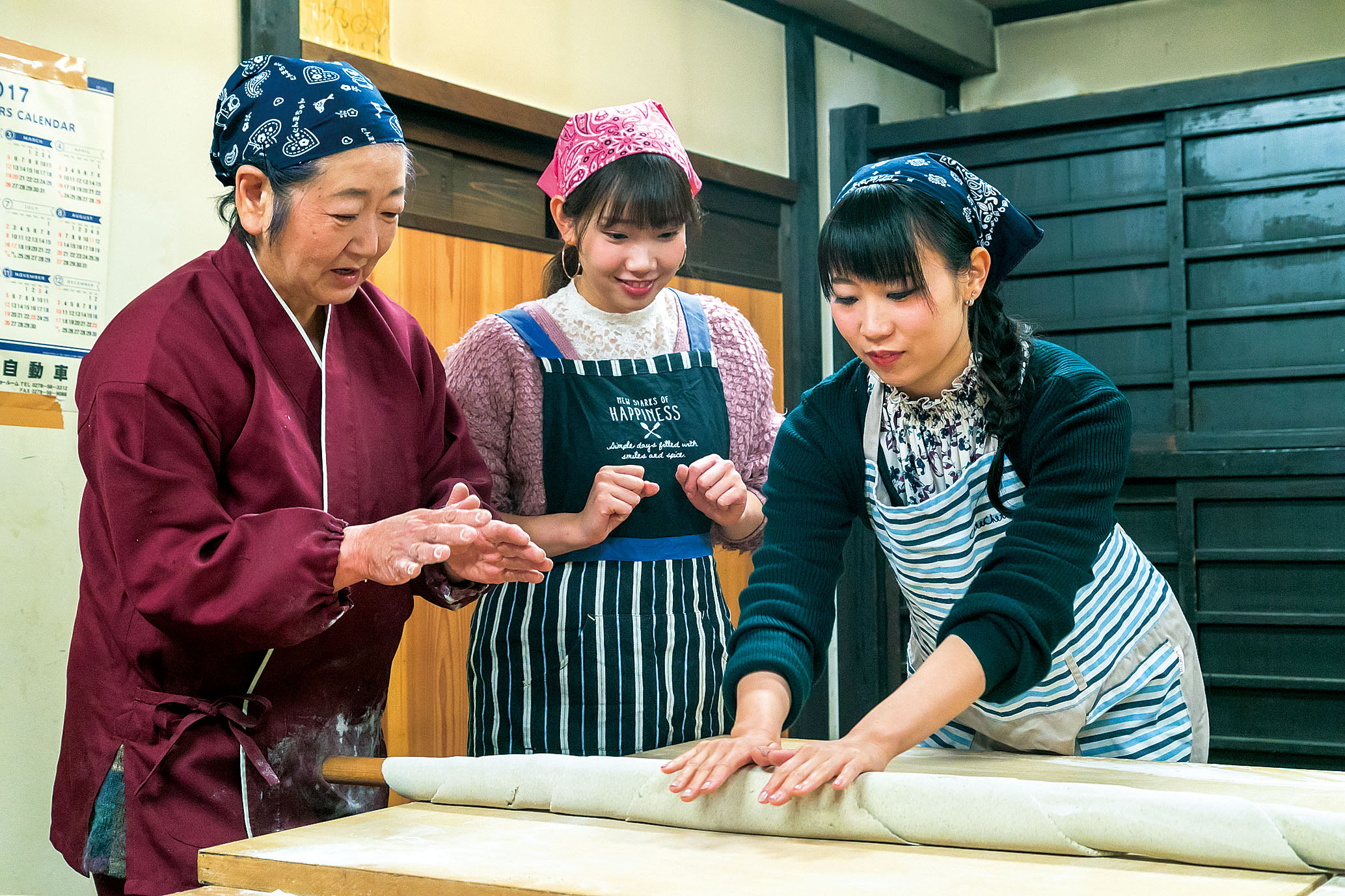 There are more than 10 types of hand-on experience such as soba-making, vine craft (prior reservation)